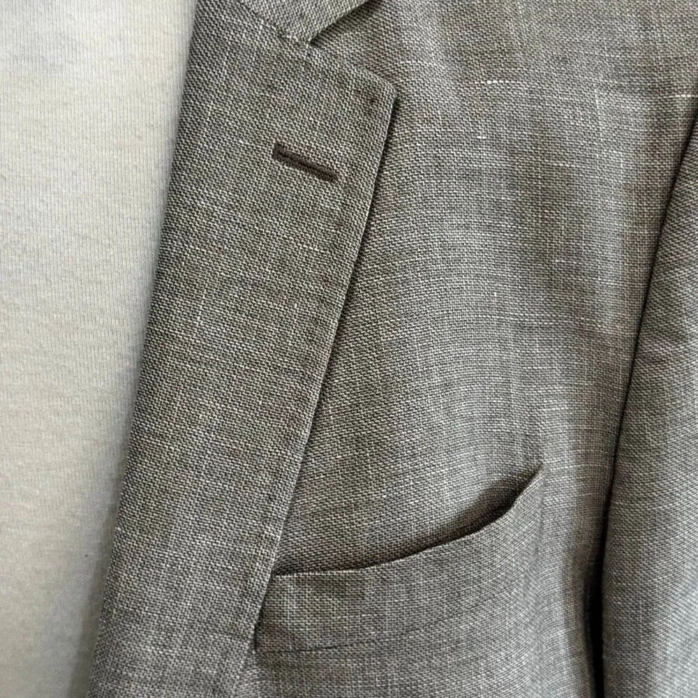 Hugo Boss hutson3  Linen/Wool 2 Button Blazer. Tan. Size 46R